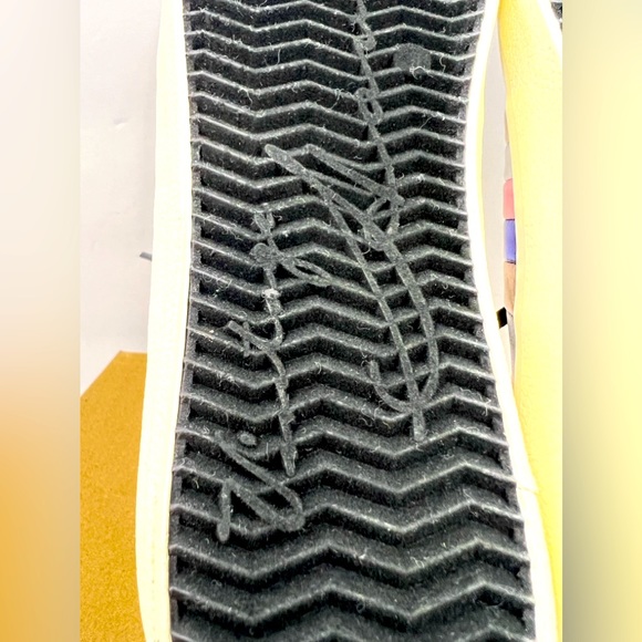 VINTAGE HAVANA, TENNIS SHOES,BLACK WITH RAINBOW SHINY STRIPES ON THE SIDE SIZE 6 - Picture 12 of 15